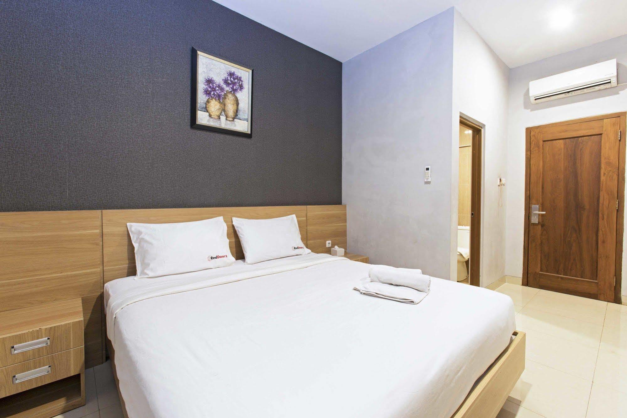 Reddoorz Near Itc Fatmawati Hotel Cilandak  Екстериор снимка